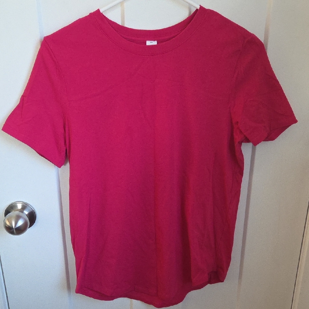 Lululemon Athletica Tshirt